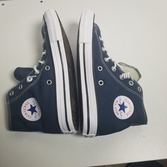 NWOB Converse Chuck Taylor All Star Youth Unisex Navy High Top Sneakers Sz 2 - Picture 6 of 9
